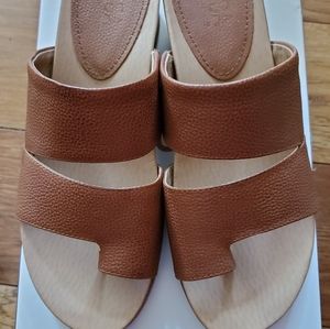 Luca leather sandals